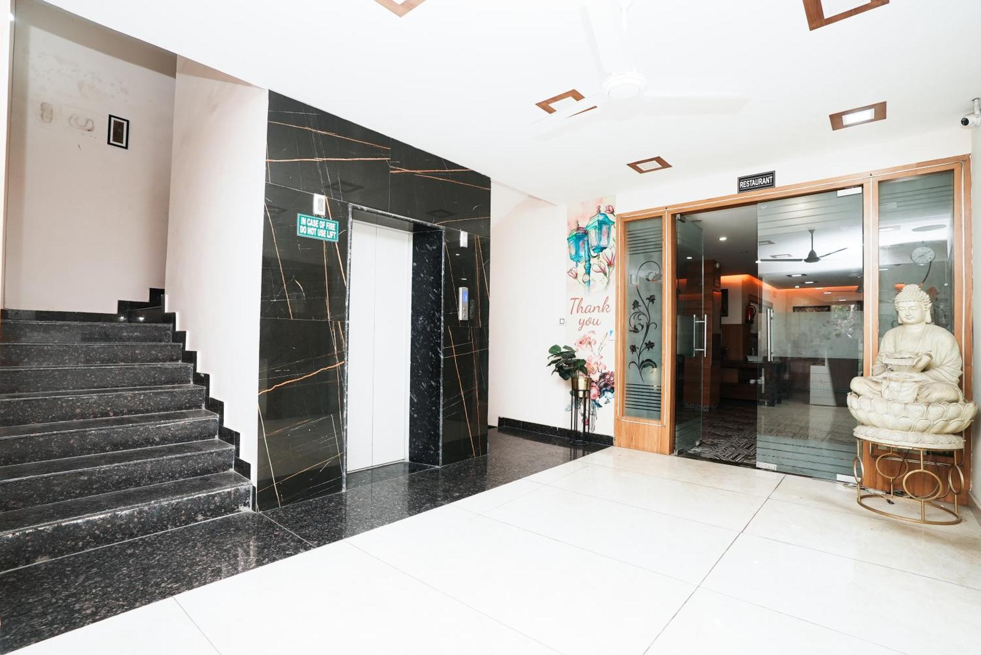 Hotel The 7 Seas ริชิเคช ภายนอก รูปภาพ