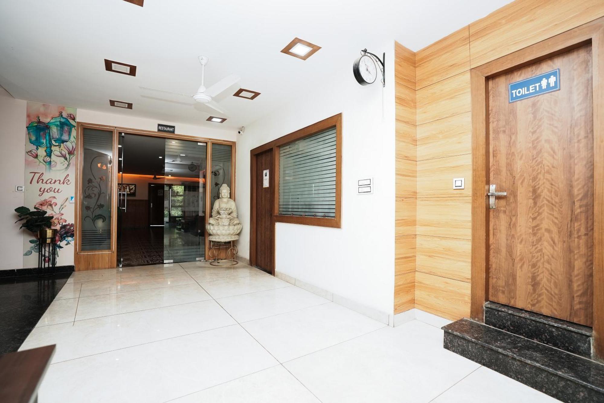 Hotel The 7 Seas ริชิเคช ภายนอก รูปภาพ
