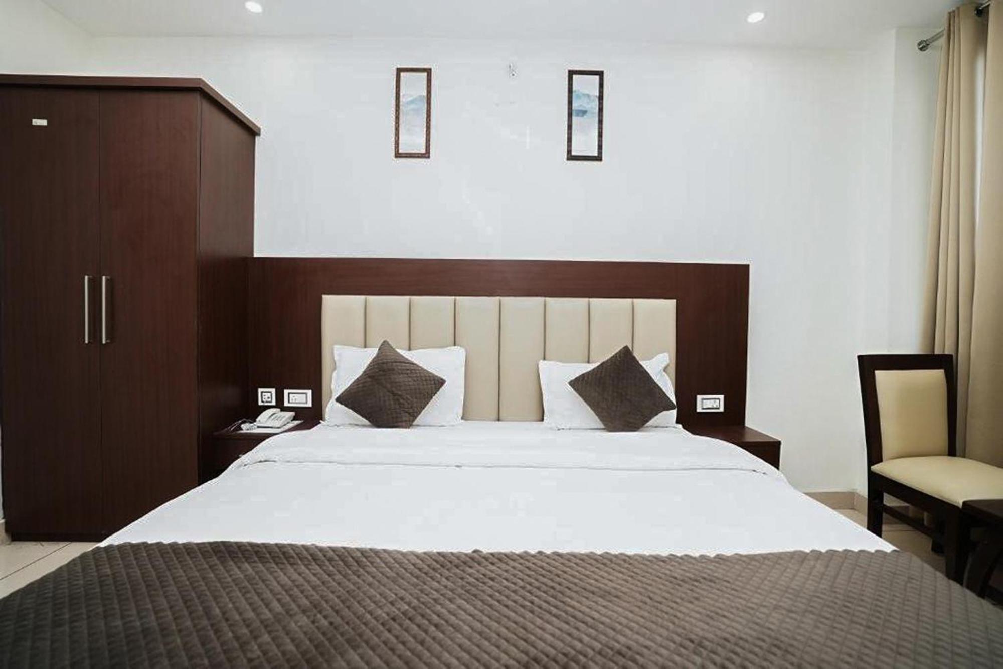 Hotel The 7 Seas ริชิเคช ภายนอก รูปภาพ