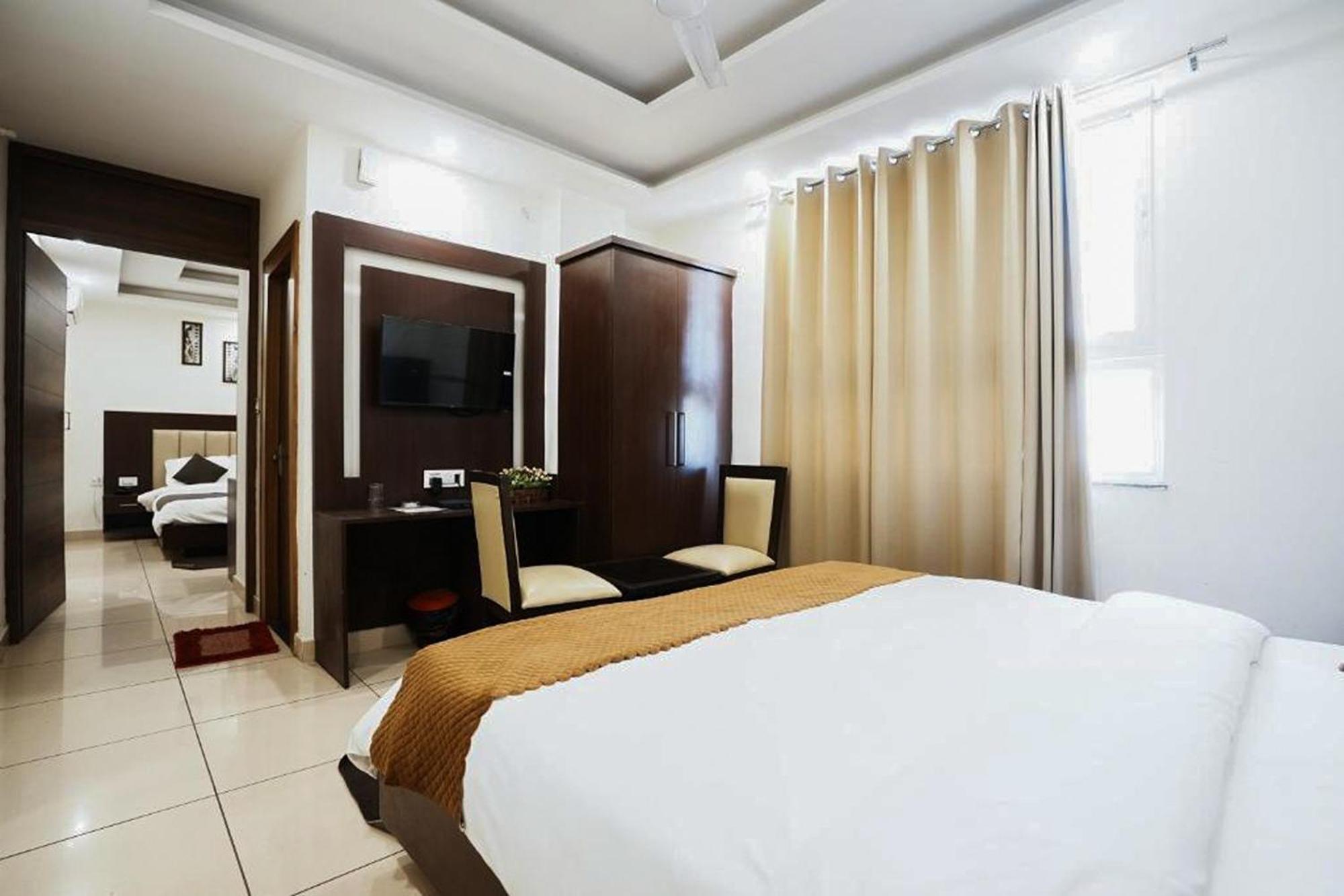 Hotel The 7 Seas ริชิเคช ภายนอก รูปภาพ