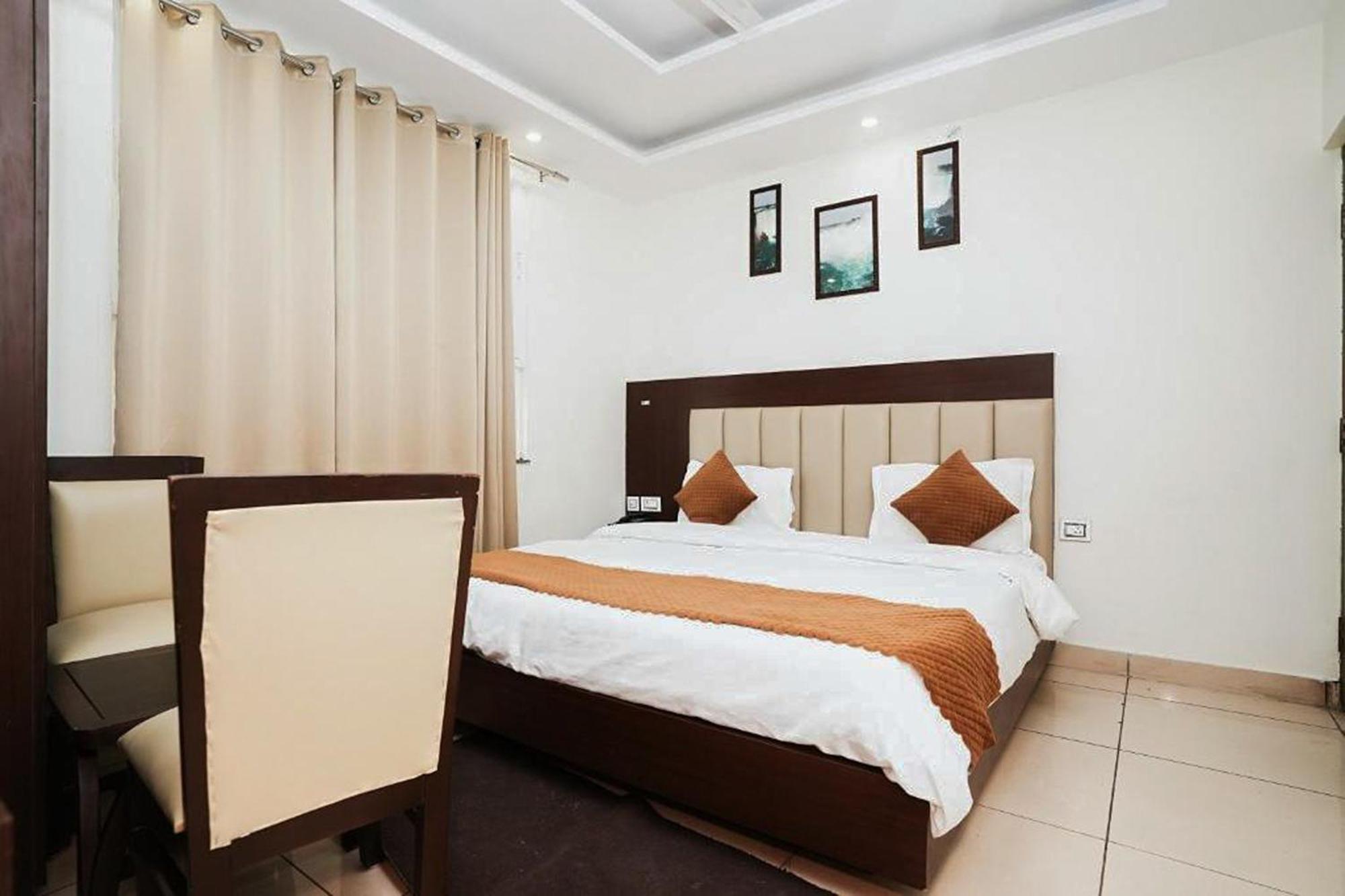 Hotel The 7 Seas ริชิเคช ภายนอก รูปภาพ