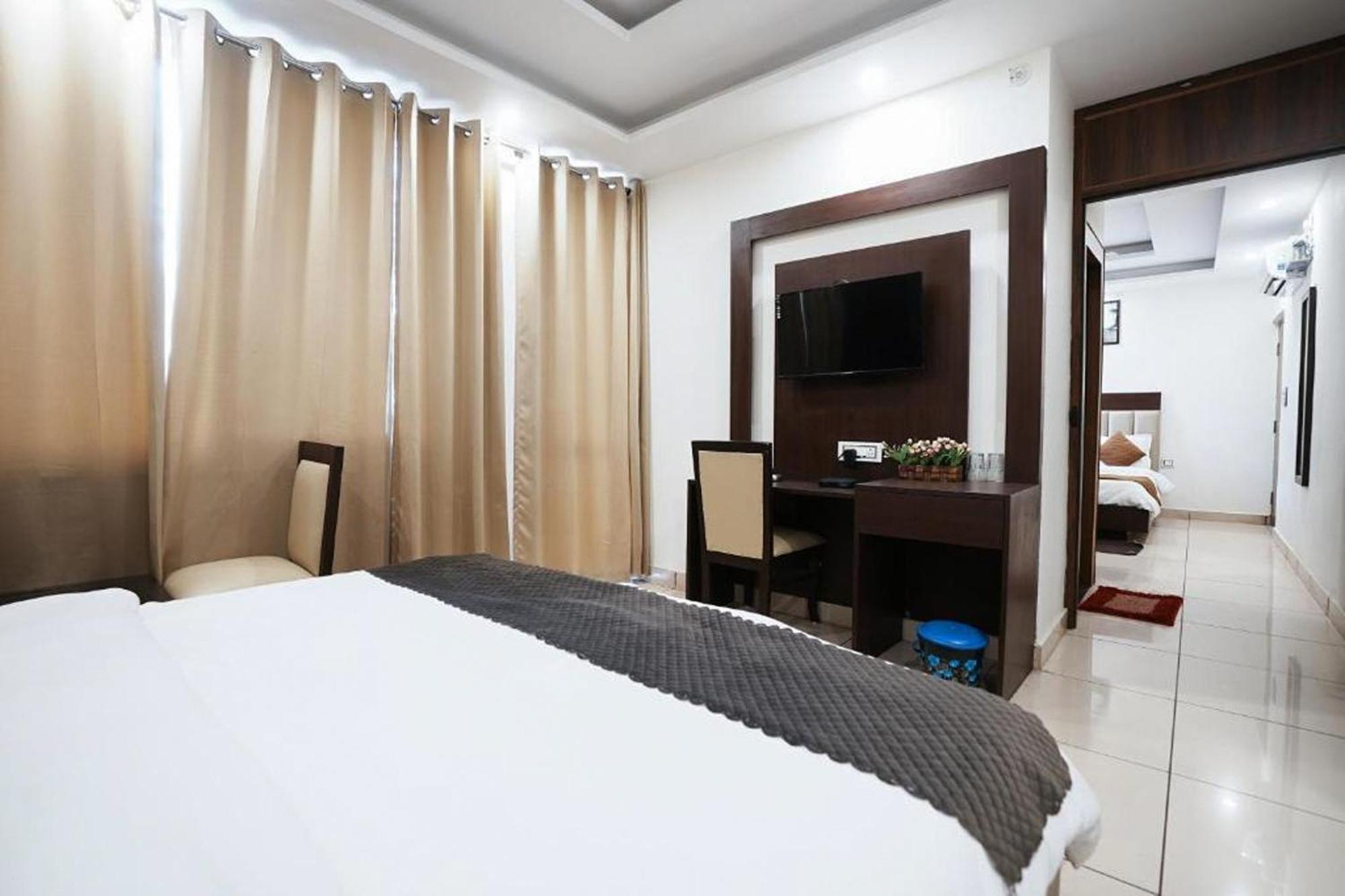 Hotel The 7 Seas ริชิเคช ภายนอก รูปภาพ