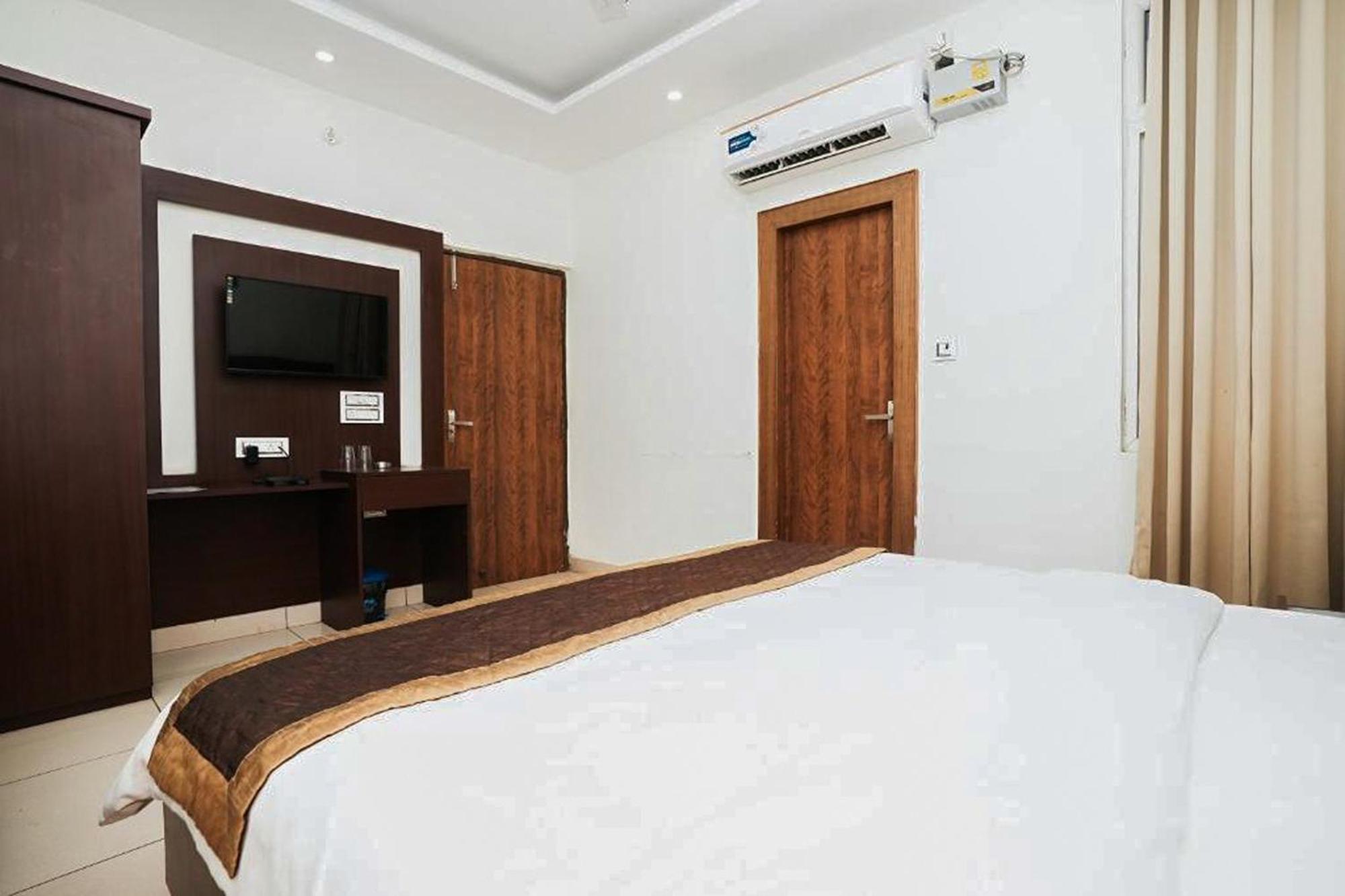 Hotel The 7 Seas ริชิเคช ภายนอก รูปภาพ
