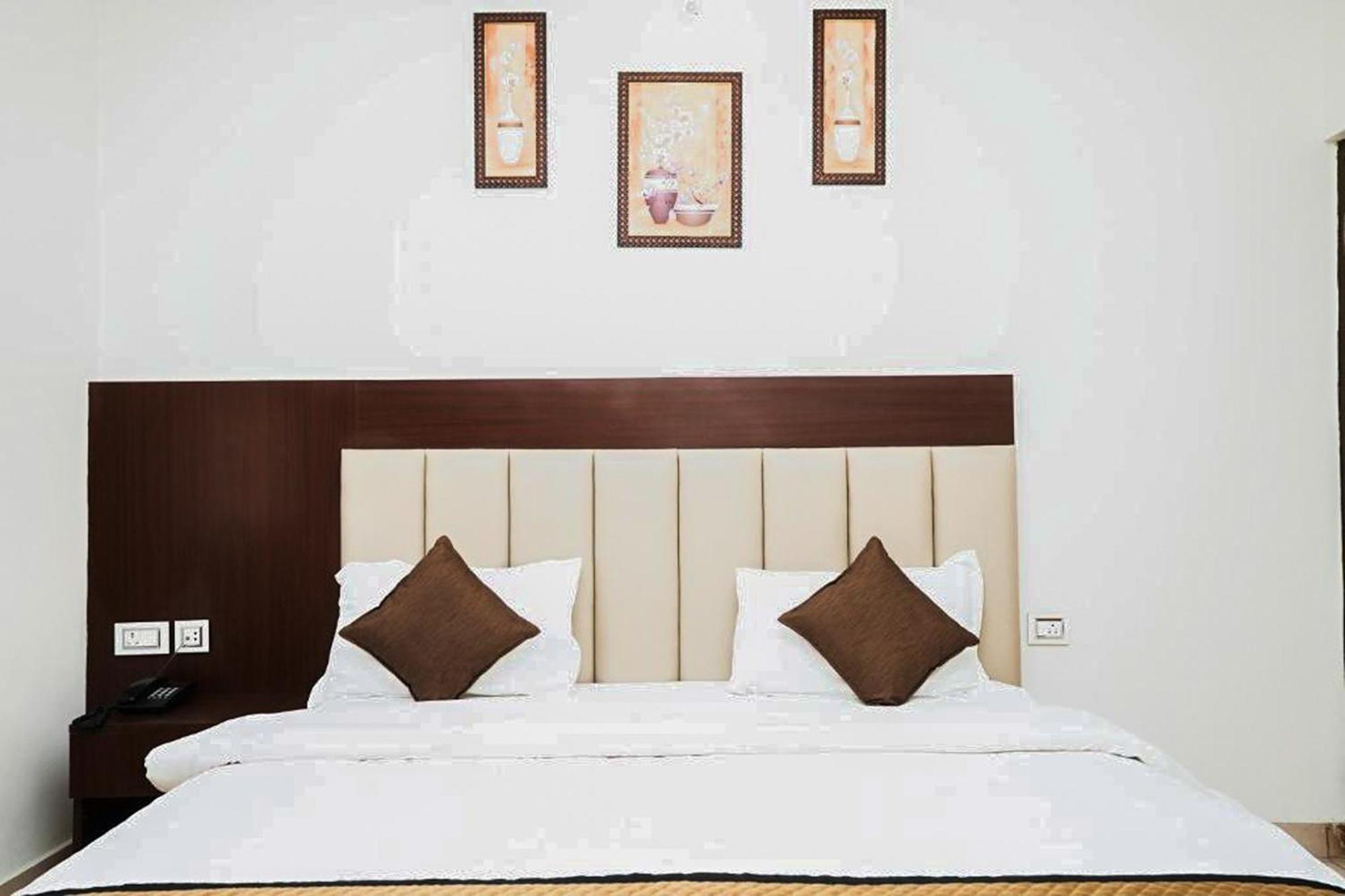 Hotel The 7 Seas ริชิเคช ภายนอก รูปภาพ