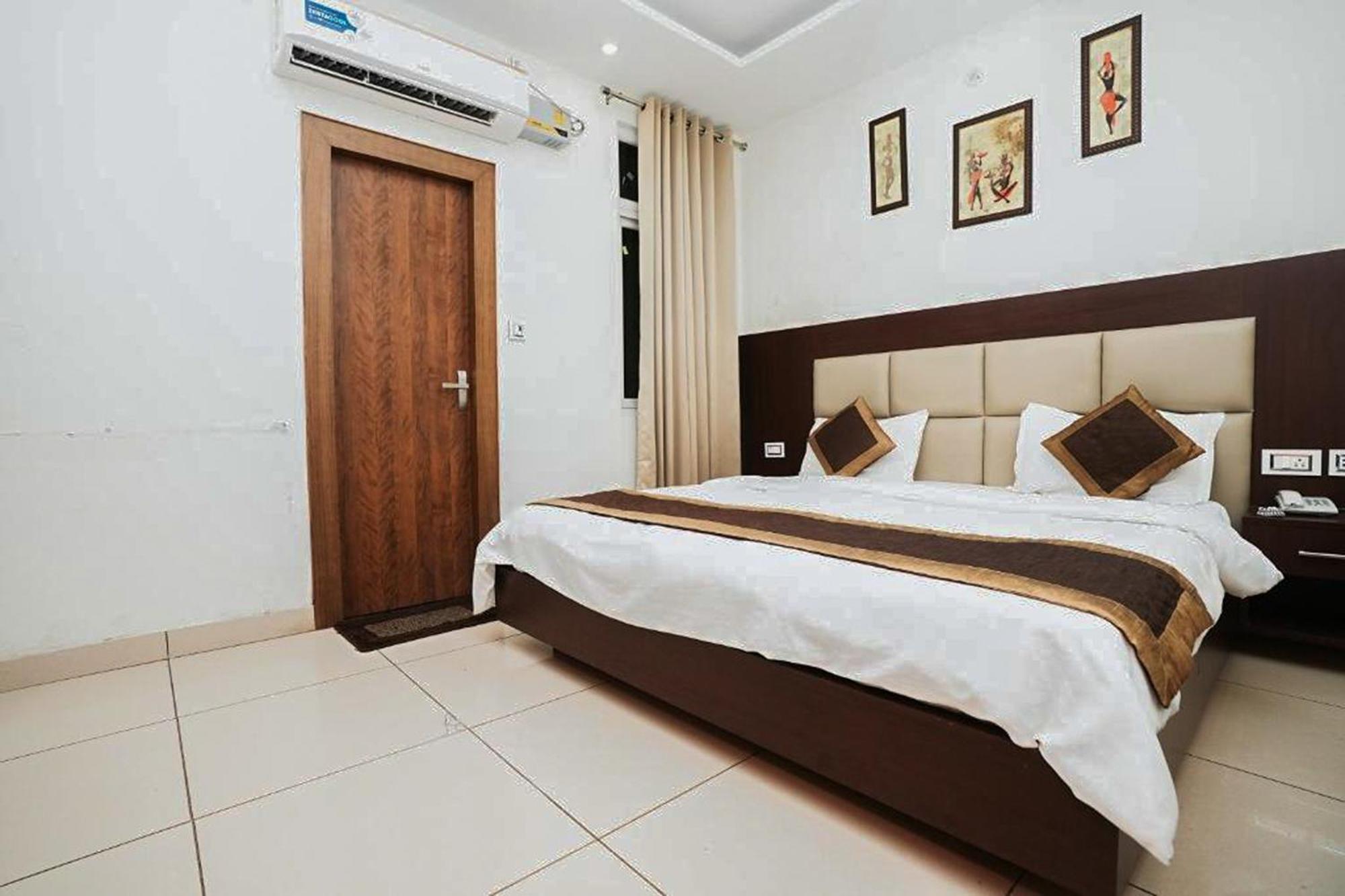 Hotel The 7 Seas ริชิเคช ภายนอก รูปภาพ