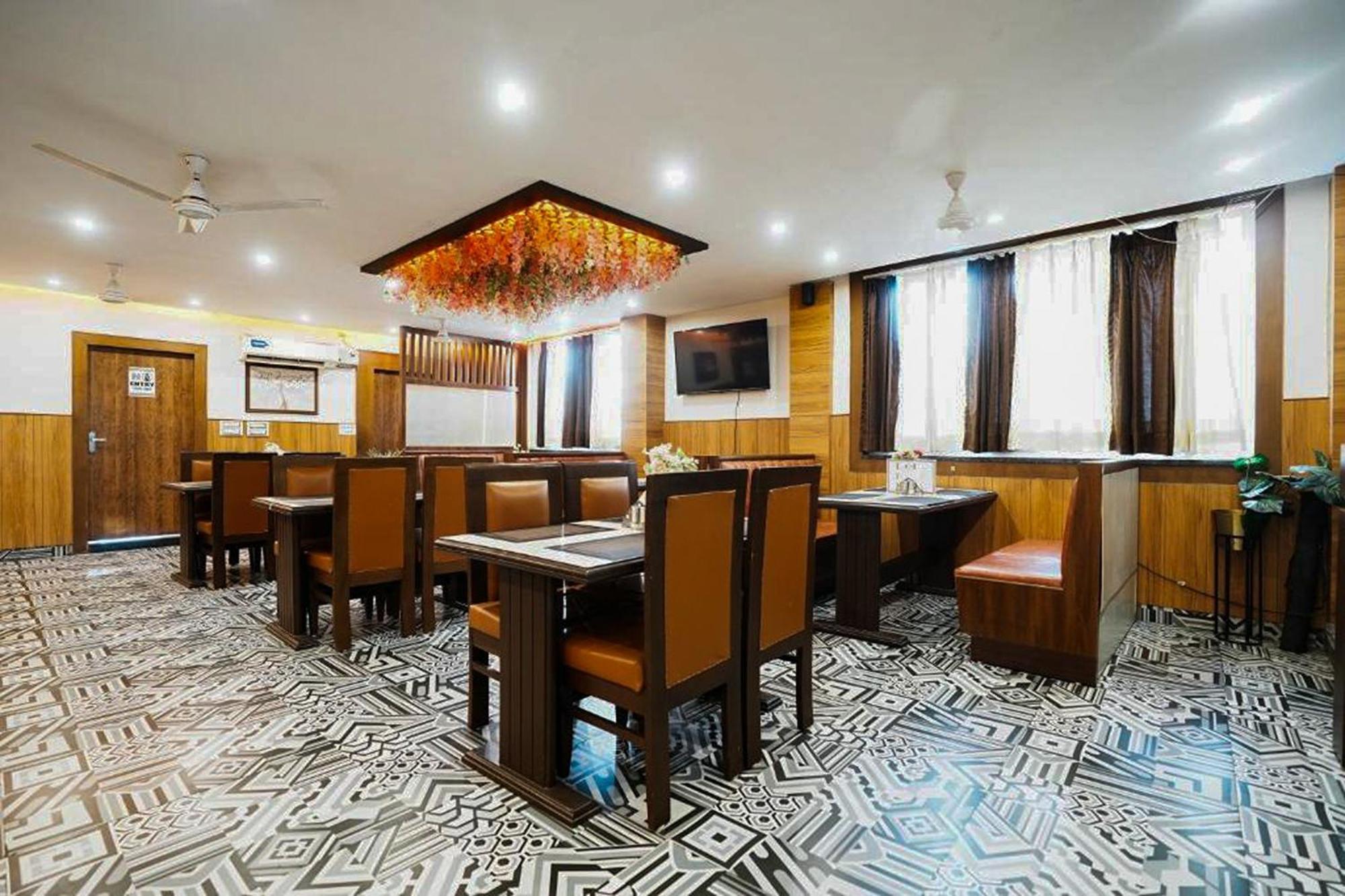 Hotel The 7 Seas ริชิเคช ภายนอก รูปภาพ